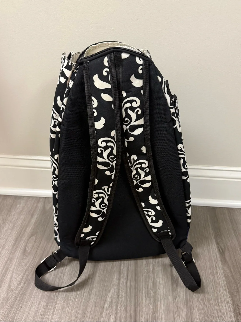 NGIL Black & White Damask Tennis Racquet Backpack Bag